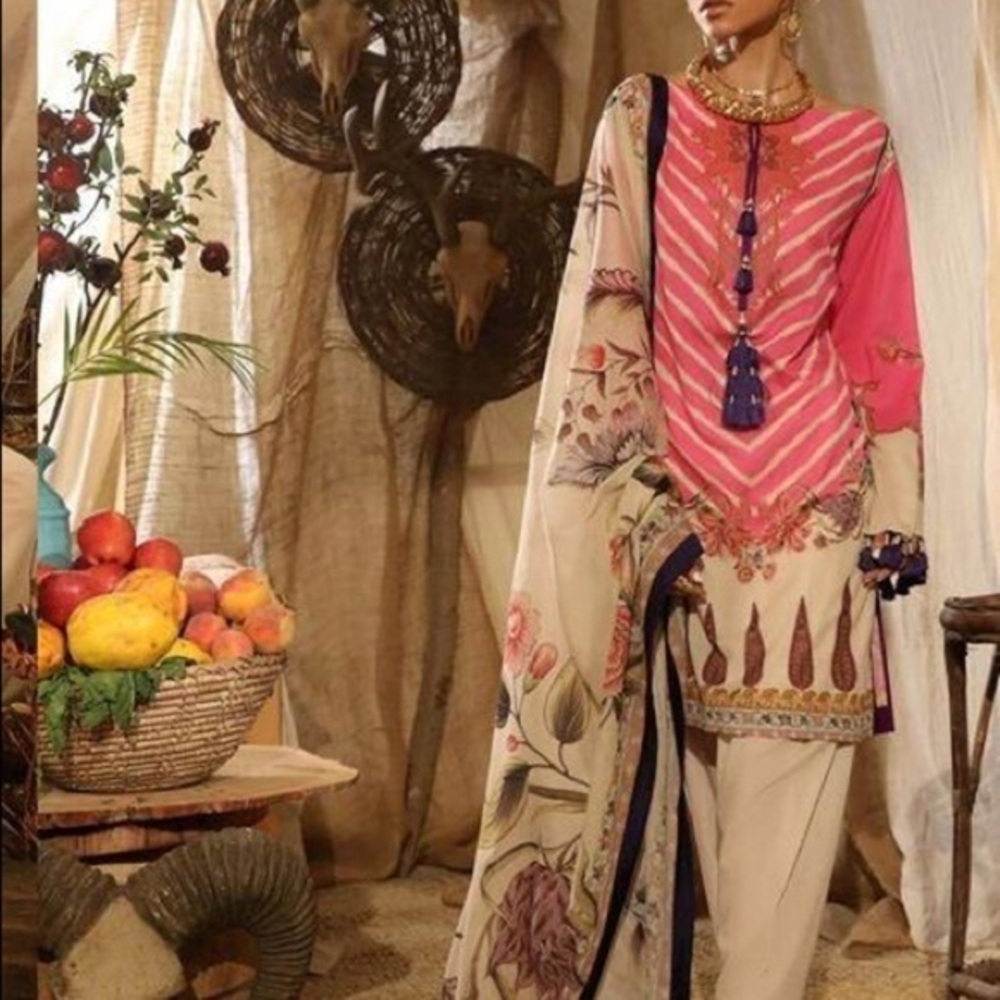 Sana Safinaz unstitched Shalwar kameez suit